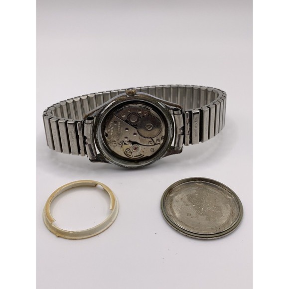 Vintage Waltham Incabloc 17 Jewels Red Second Hand For Parts Or Repair - Picture 15 of 16